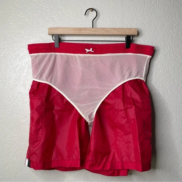 Nike Vintage 90s Red Swim Trunks Shorts XL Swoosh Logo Mesh Lined - Picture 9 of 10
